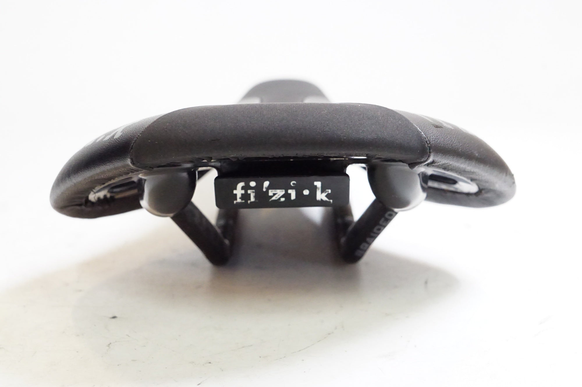 FIZIK 「フィジーク」 ANTARES R1 サドル / 熊谷本店