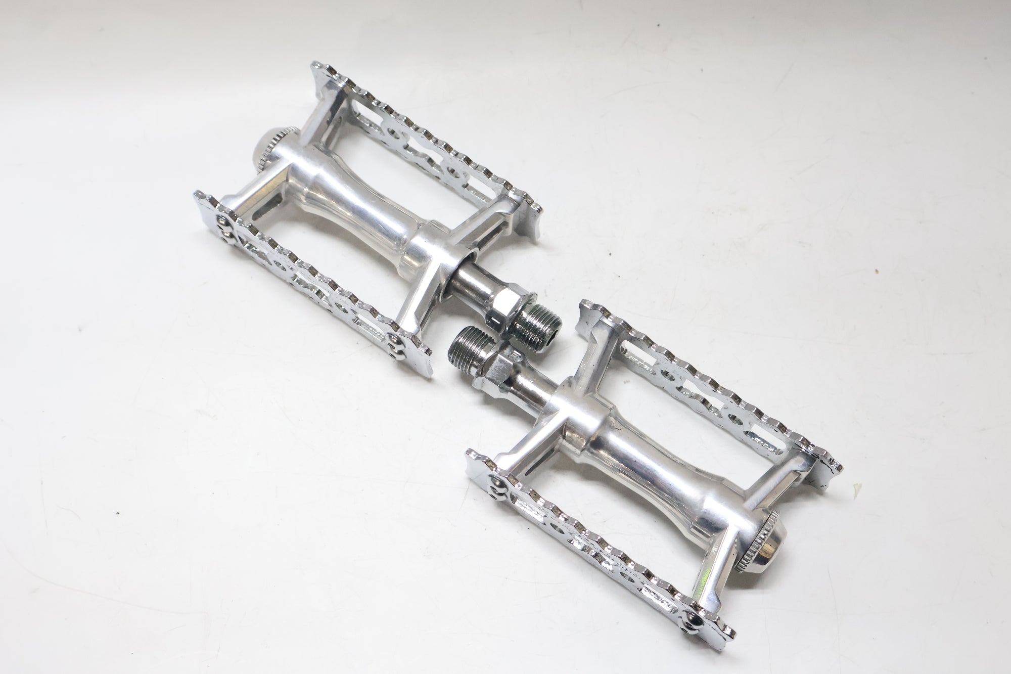 MKS 「ミカシマ」 SYLVAN TOURING NEXT ペダル / 高知店