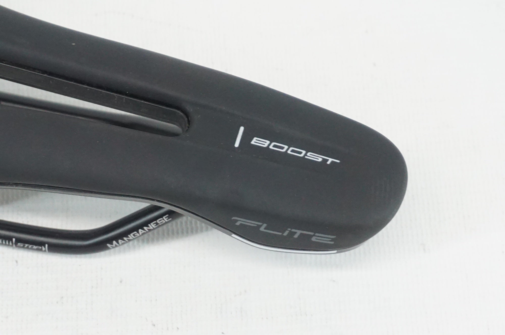 SELLE ITALIA 「セライタリア」 FLITE BOOST サドル / 阪急塚口店