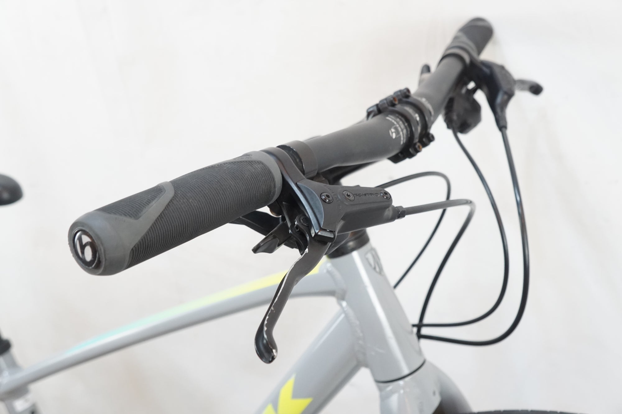 TREK 「トレック」 FX 2 DISC 2021年モデル クロスバイク / バイチャリ