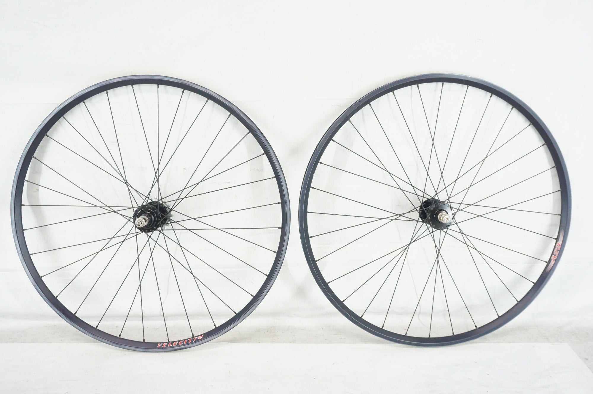 VELOCITY 「ヴェロシティ」 A23 SURLY ハブ シングル ホイールセット / 阪急塚口店
