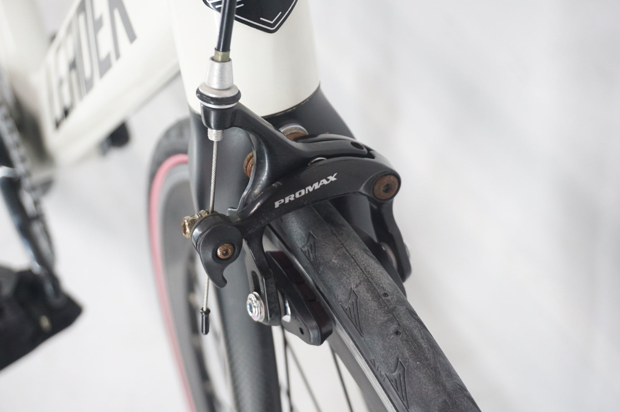 サイドリーダー LEADER BIKES 「リーダーバイクス」 735TR 2022年モデル ピスト