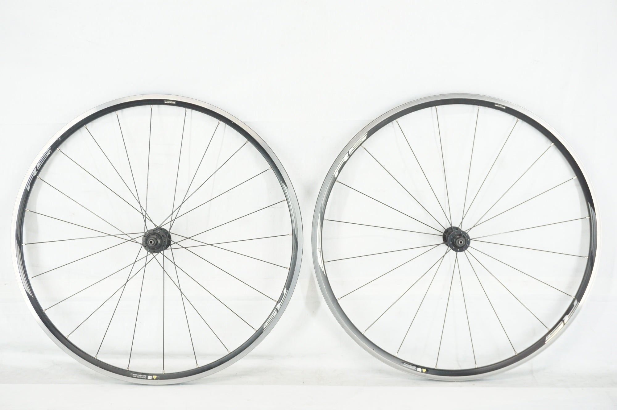 SHIMANO 「シマノ」 WH-RS010 シマノ11速 ホイールセット / 阪急塚口店