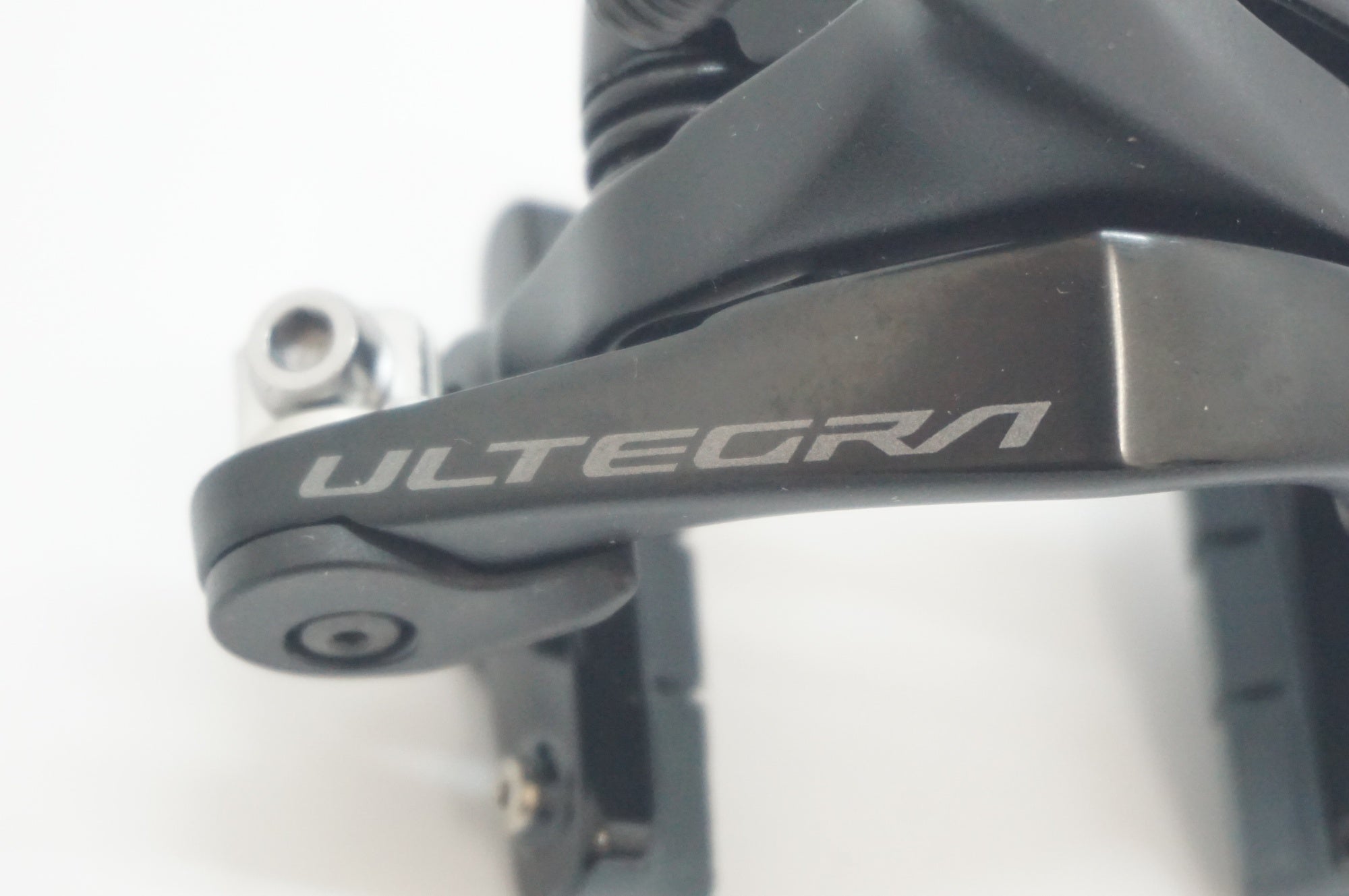 SHIMANO 「シマノ」 ULTEGRA BR-R8100 キャリパーブレーキセット / 福岡店