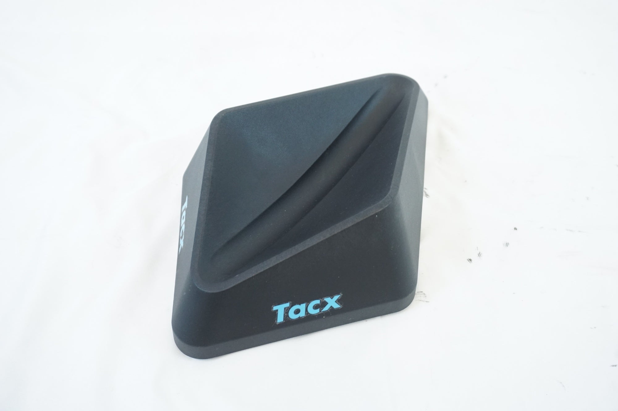 TACX 「タックス」 NEO 2T SMART スマートローラー / 有明ガーデン店