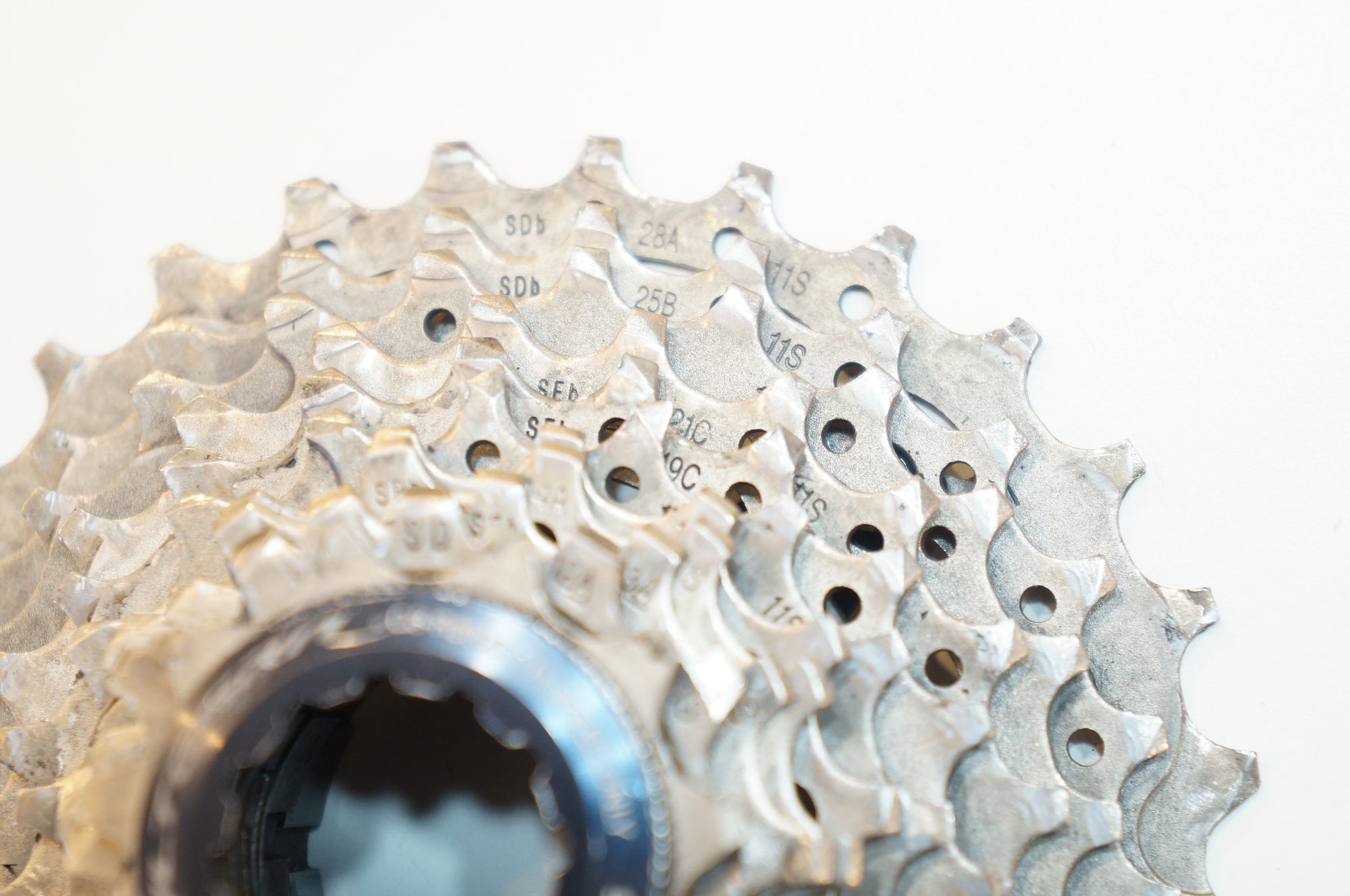 SHIMANO 「シマノ」 ULTEGRA CS-R8000 11-28T 11S スプロケット