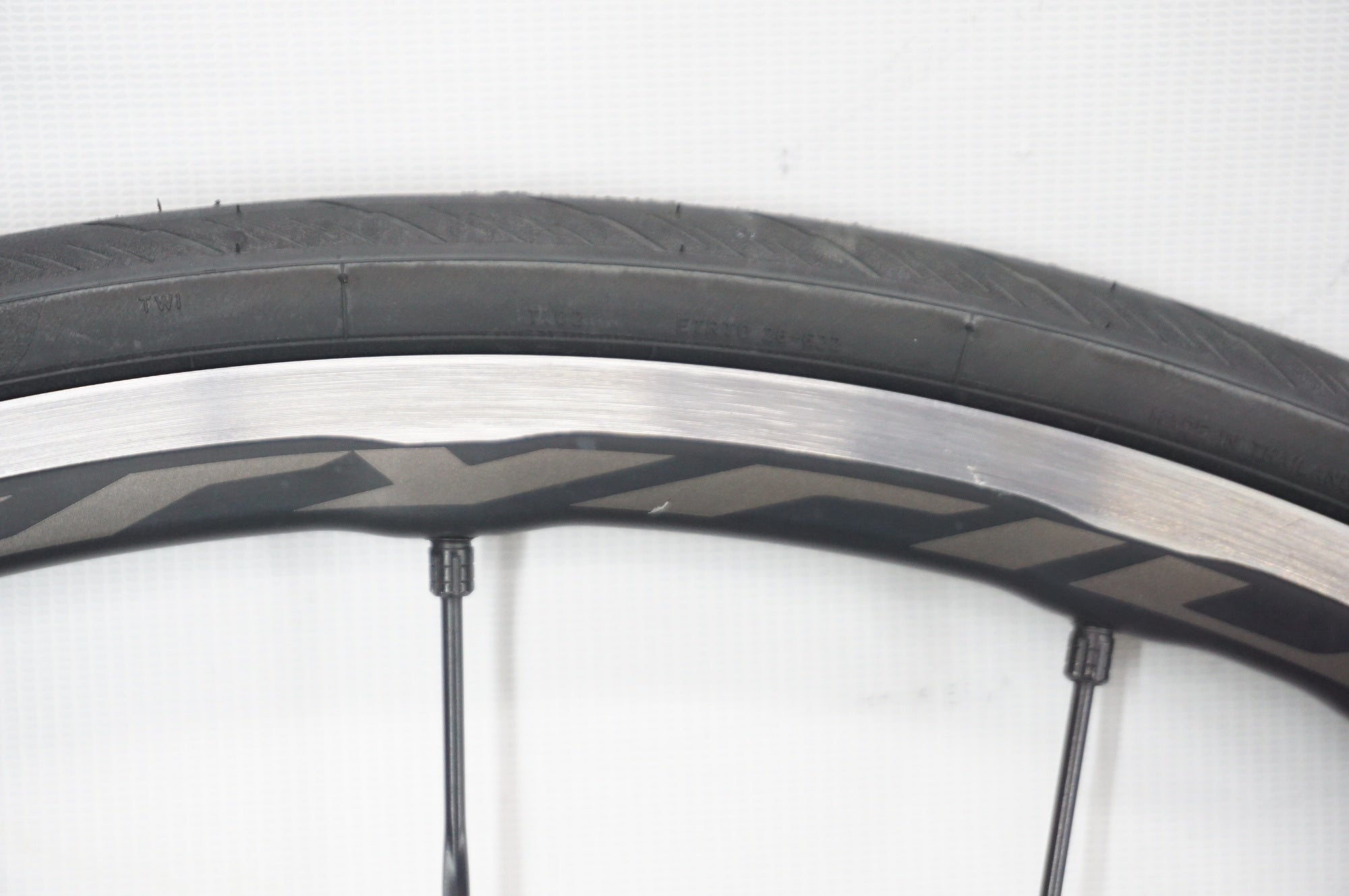 MAVIC 「マヴィック」 KSYRIUM PRO UST シマノ11速 ホイールセット / 阪急塚口店