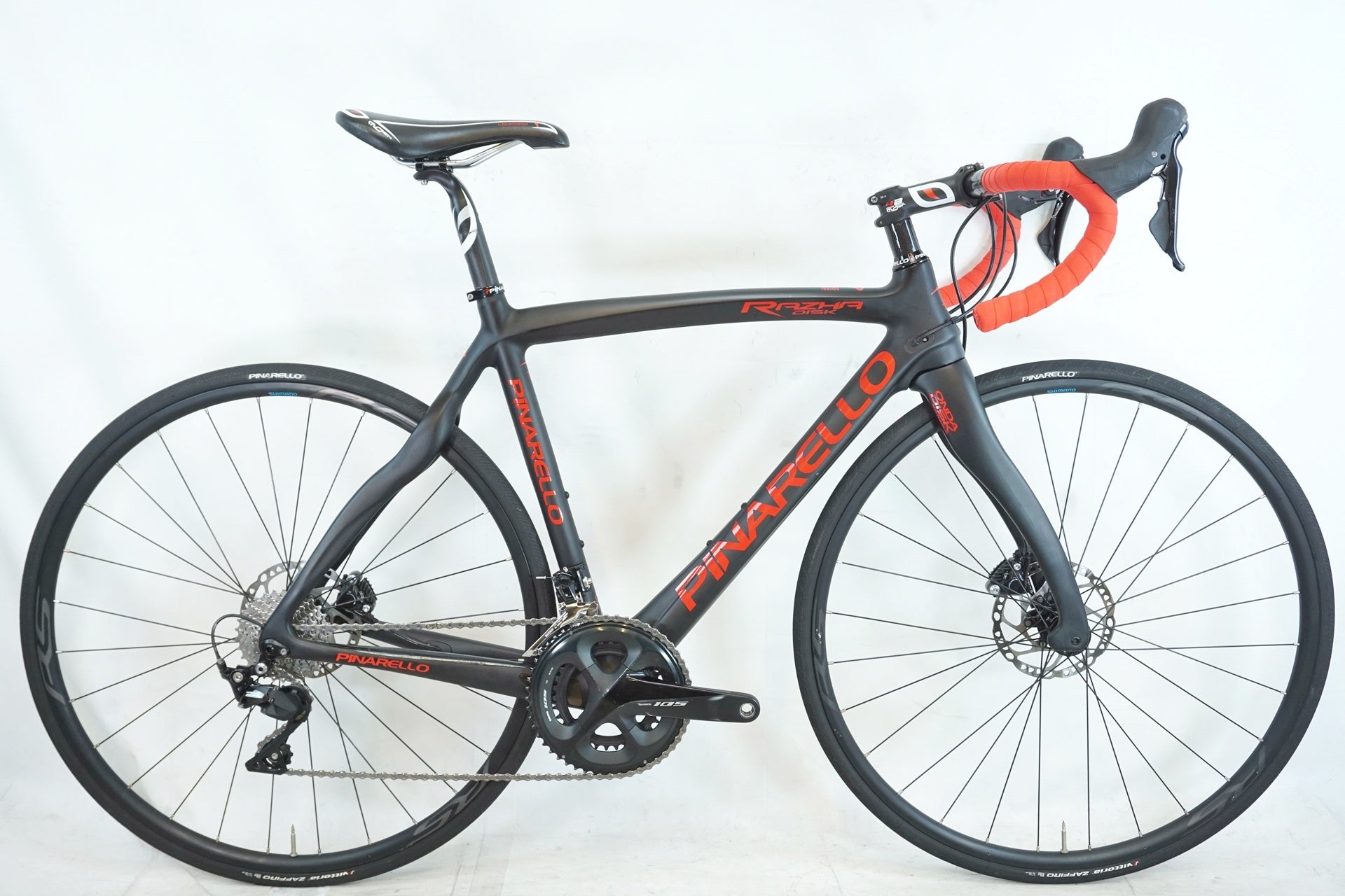 美品 PINARELLOピナレロ RAZHA DISK 2022年モデル PINARELLO 「ピナレロ」 RAZHA DISK 2022年モデル ロードバイク
