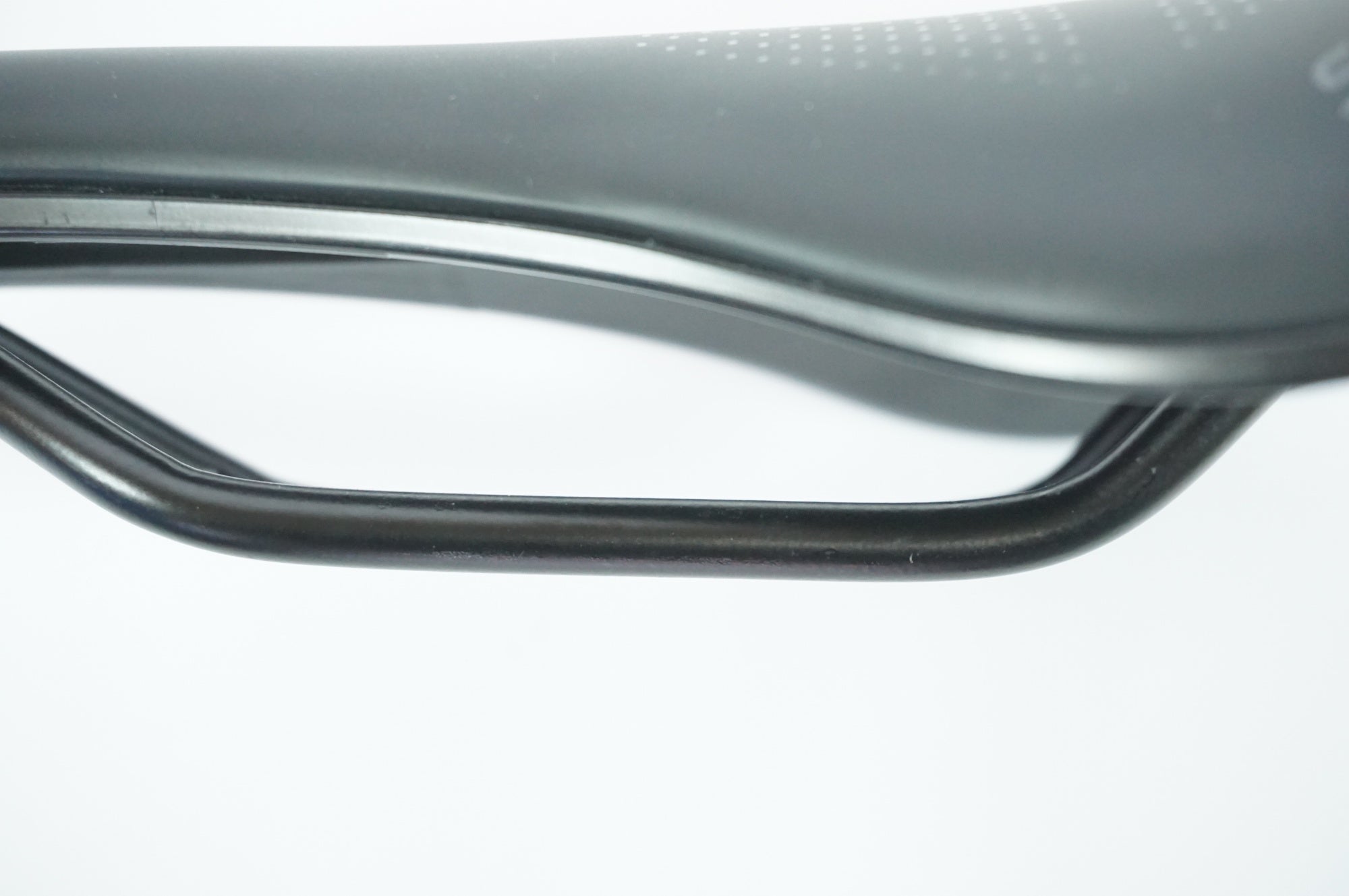 SELLE ITALIA 「セライタリア」 NOVUS BOOST EVO SUPERFLOW サドル
