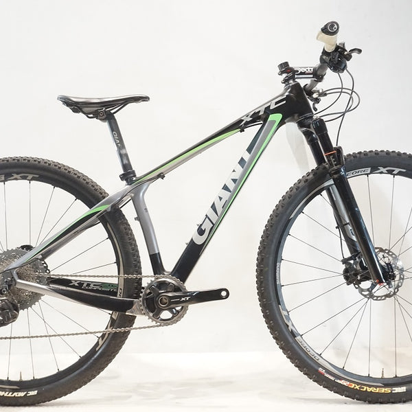 ジャイアントPACE Mサイズ中古バラ完 10速　傷錆ペイント多数　乗れます GIANT 「ジャイアント」 XTC COMPOSITE 29er 1 2013年モデル
