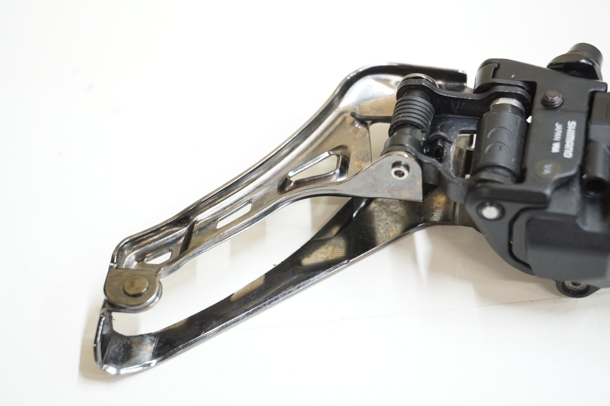 SHIMANO ULTEGRA FDR8150フロントディレイラー SHIMANO 「シマノ」 ULTEGRA Di2 FD-R8150 フロントディレイラー