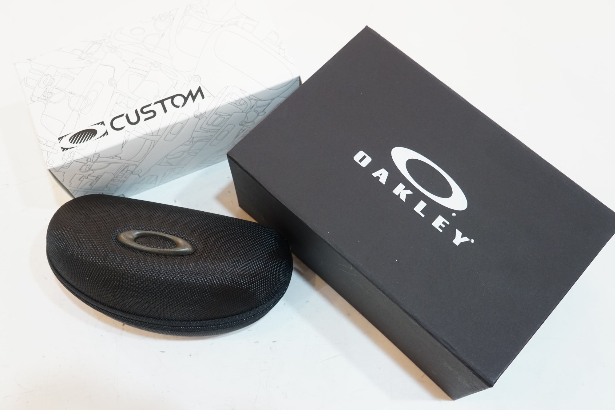 OAKLEY 「オークリー」 カスタム アイウェア / バイチャリ浦和ベース