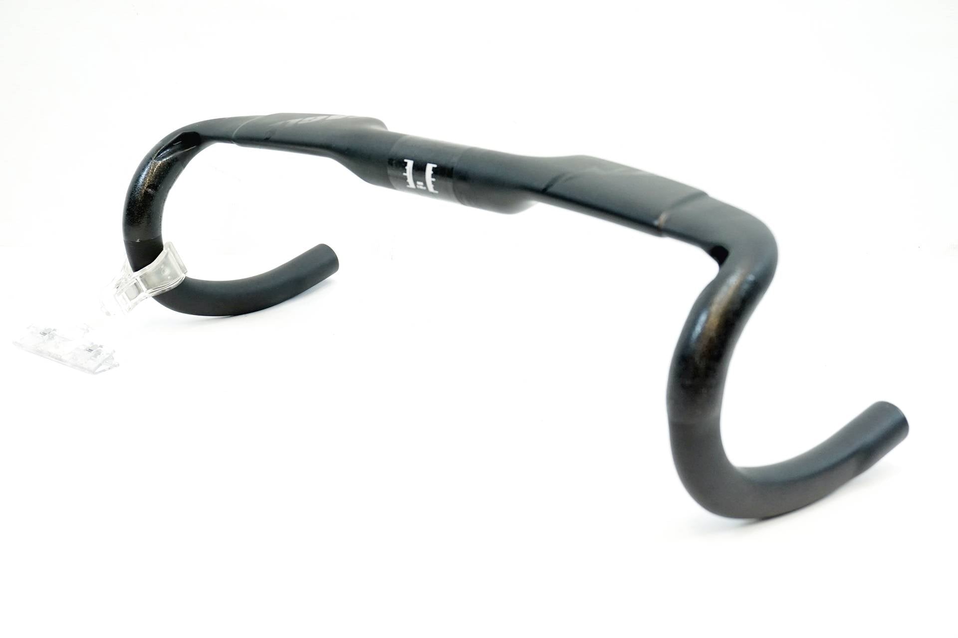 TNI 「ティーエヌアイ」 EAGLE CARBON Φ31.8 420mm ドロップハンドル / 有明ガーデン店