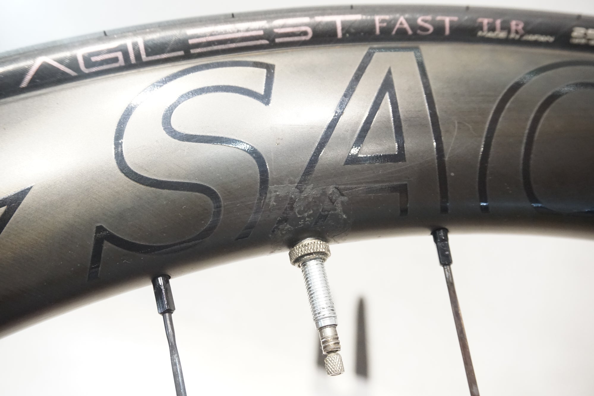 SACRA 「サクラ」 IGNITE ACE DISC カーボン シマノ11速 ホイール