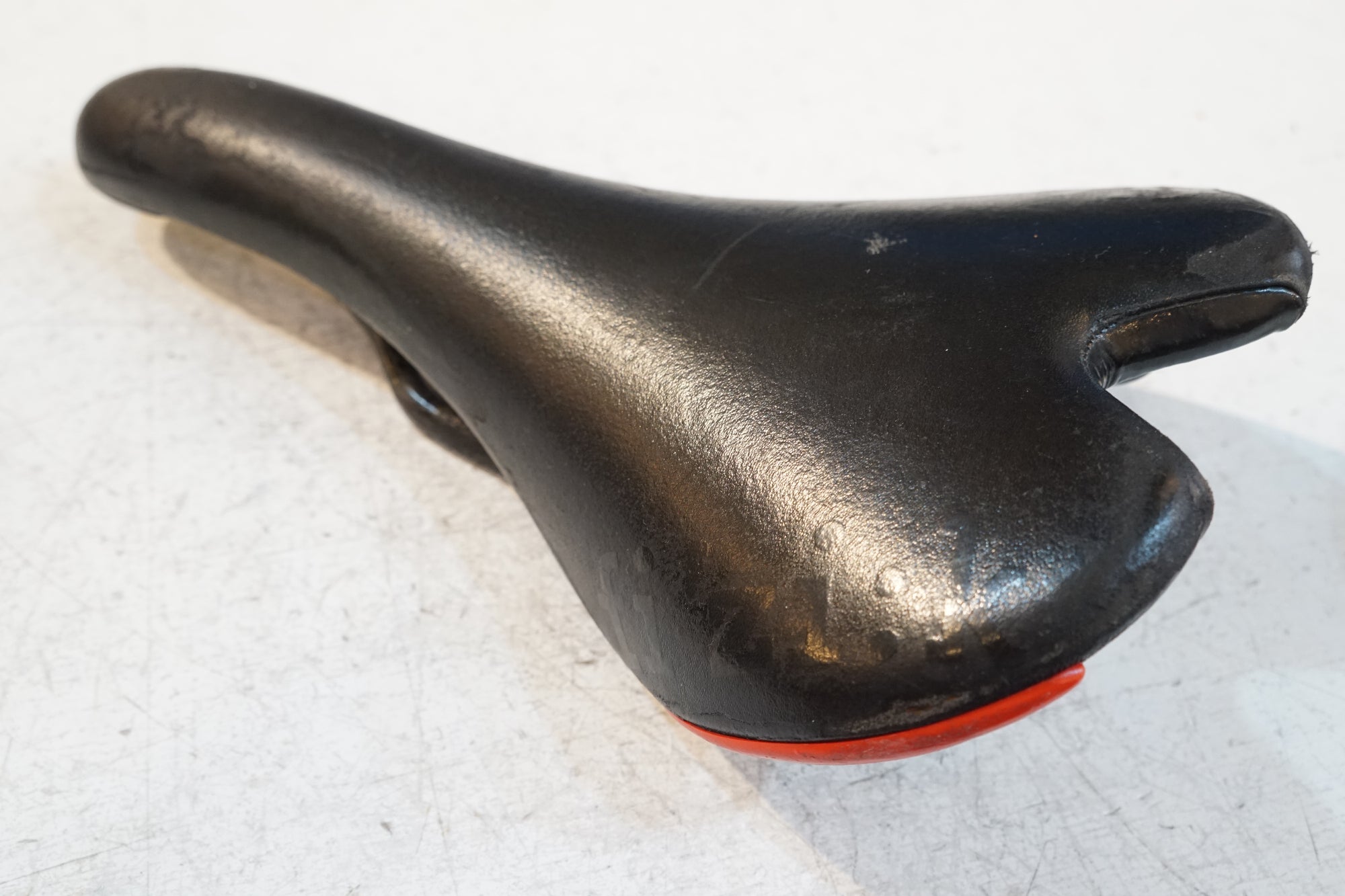 FIZIK 「フィジーク」 TEST ALIANTE VSX サドル / バイチャリ浦和ベース