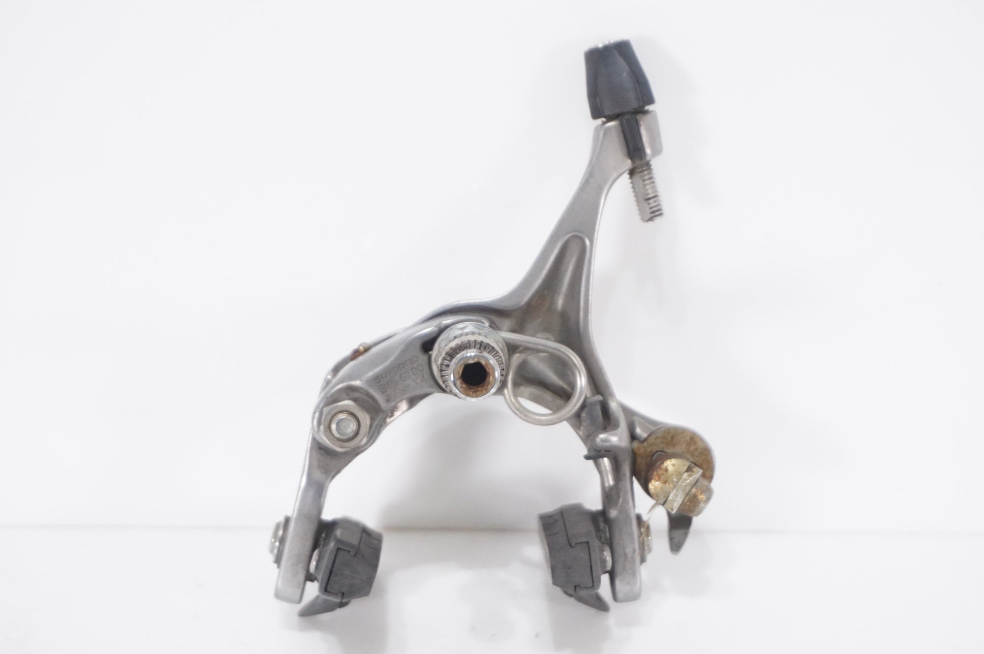 ジャンク SHIMANO 「シマノ」 105 BR-5700 キャリパーブレーキ / AKIBA