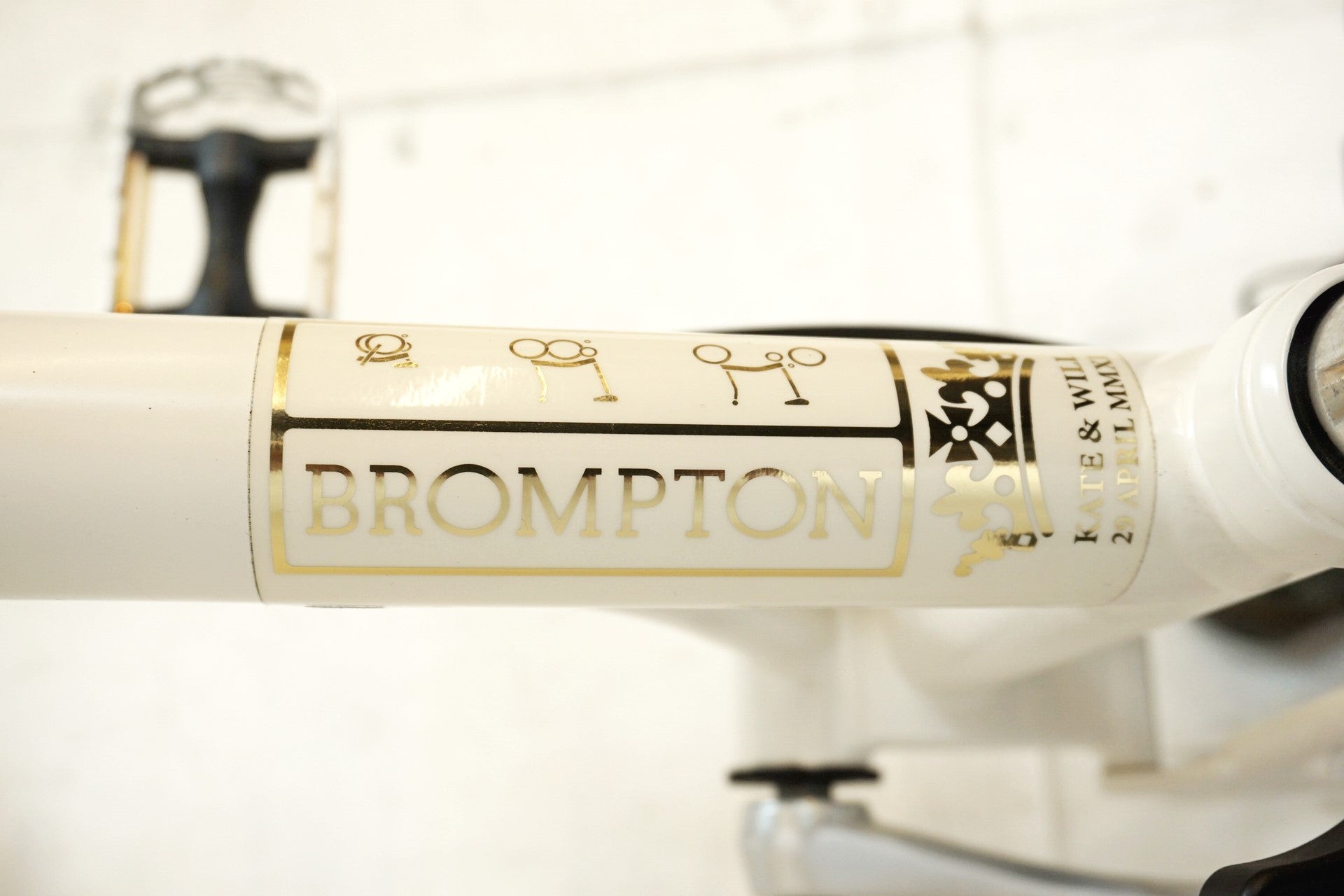 BROMPTON 「ブロンプトン」 M3L ロイヤルウェディング限定モデル 2011年頃 16インチ 折り畳み自転車 / 有明ガーデン店