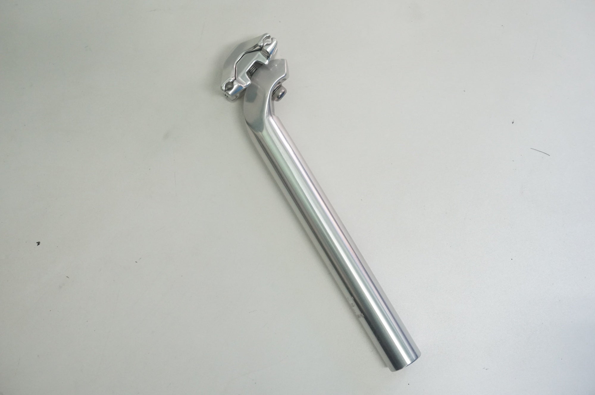 NITTO 「ニットー」 65 φ27.2 250mm シートポスト / 福岡店