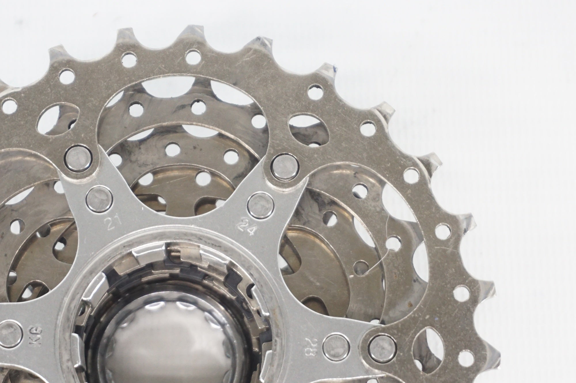 SHIMANO 「シマノ」 105 CS-5700 11-28T スプロケット / 阪急塚口店