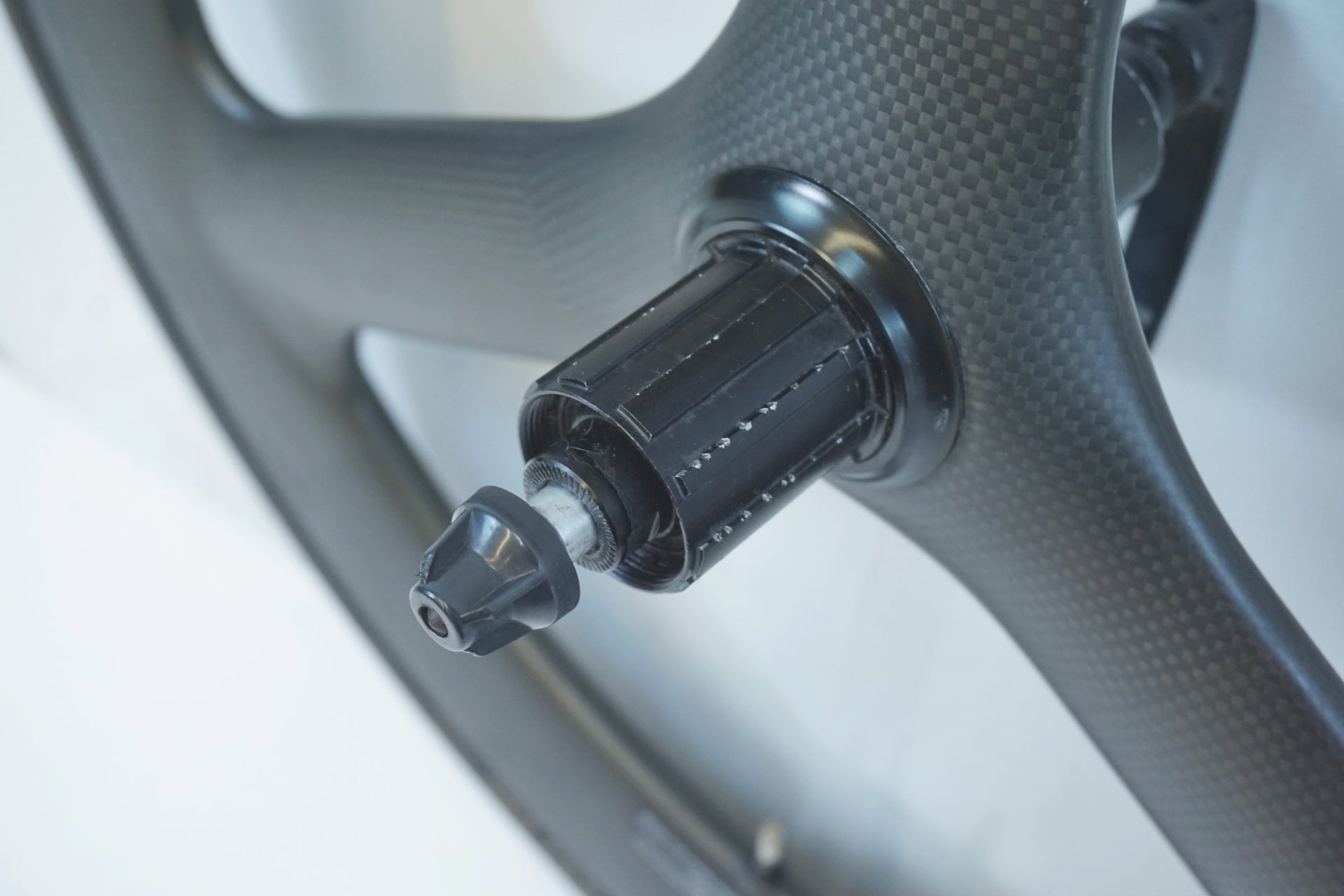 KITT DESIGN 「キット デザイン」 CARBON WHEEL シマノ 11S バトン ホイール / 有明ガーデン店