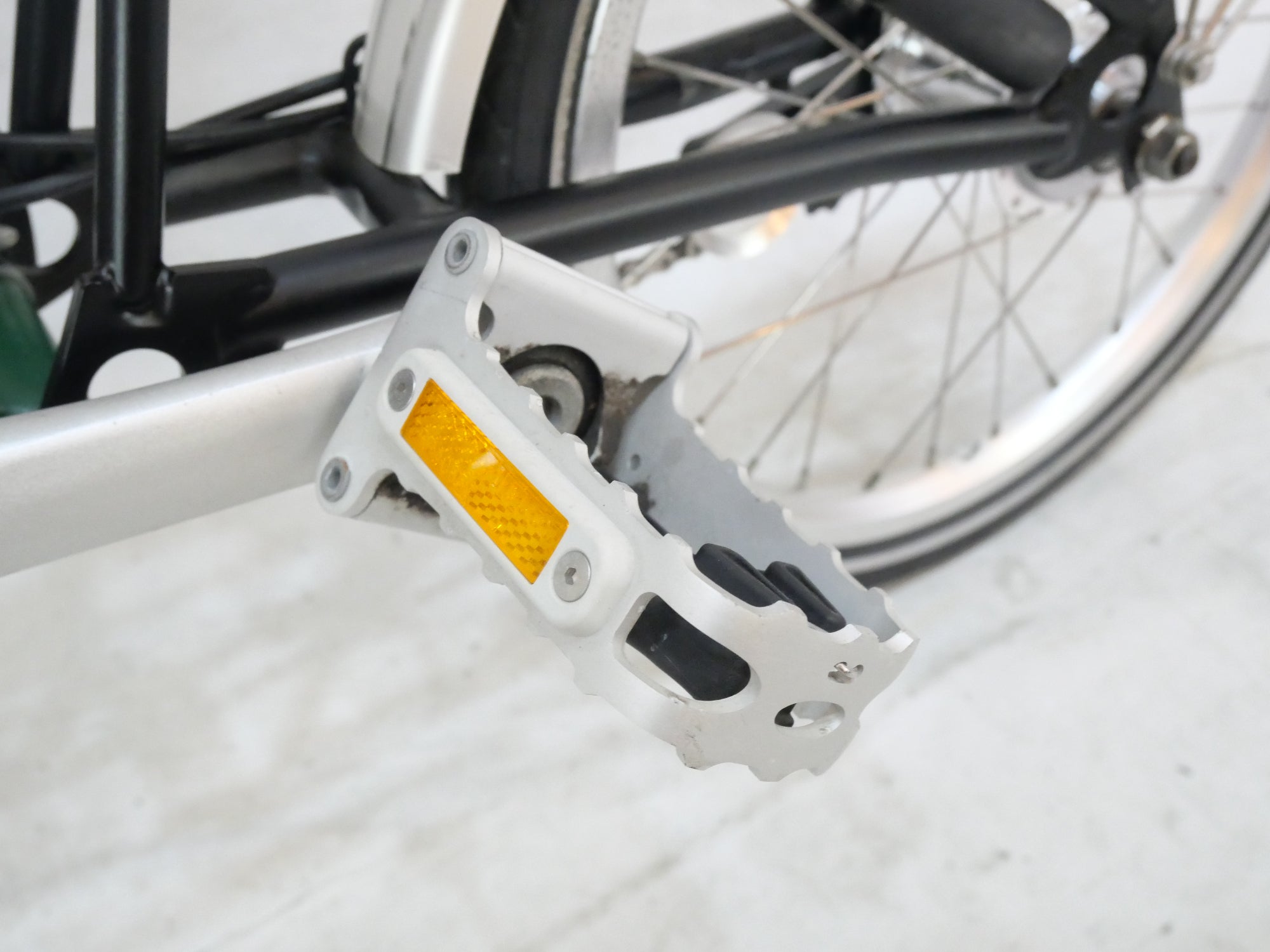 BROMPTON 「ブロンプトン」 M3L 2013年モデル 16インチ 折り畳み自転車 / バイチャリ浦和ベース