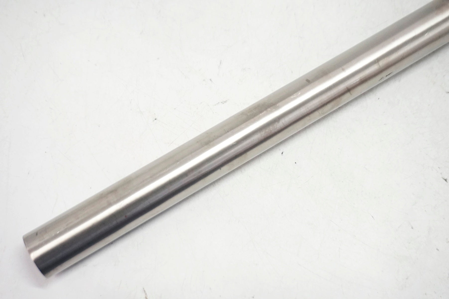 BROTURES 「ブローチャーズ」 Φ31.8 700mm ハンドル / 大阪門真店