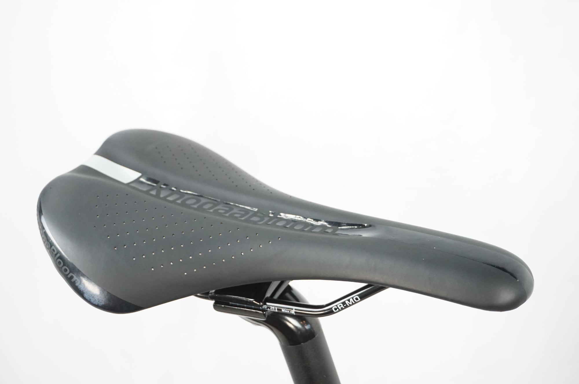 KHODAABLOOM 「コーダブルーム」 FARNA TIAGRA 2022年モデル ロードバイク / 川越店