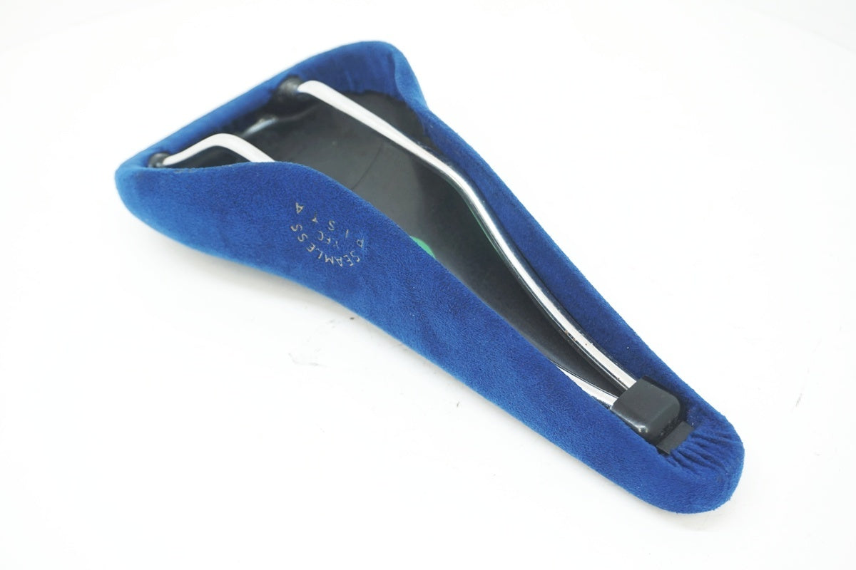 FUJITA 「フジタ」 SEAMLESS PISTA サドル / 大阪美原北インター店