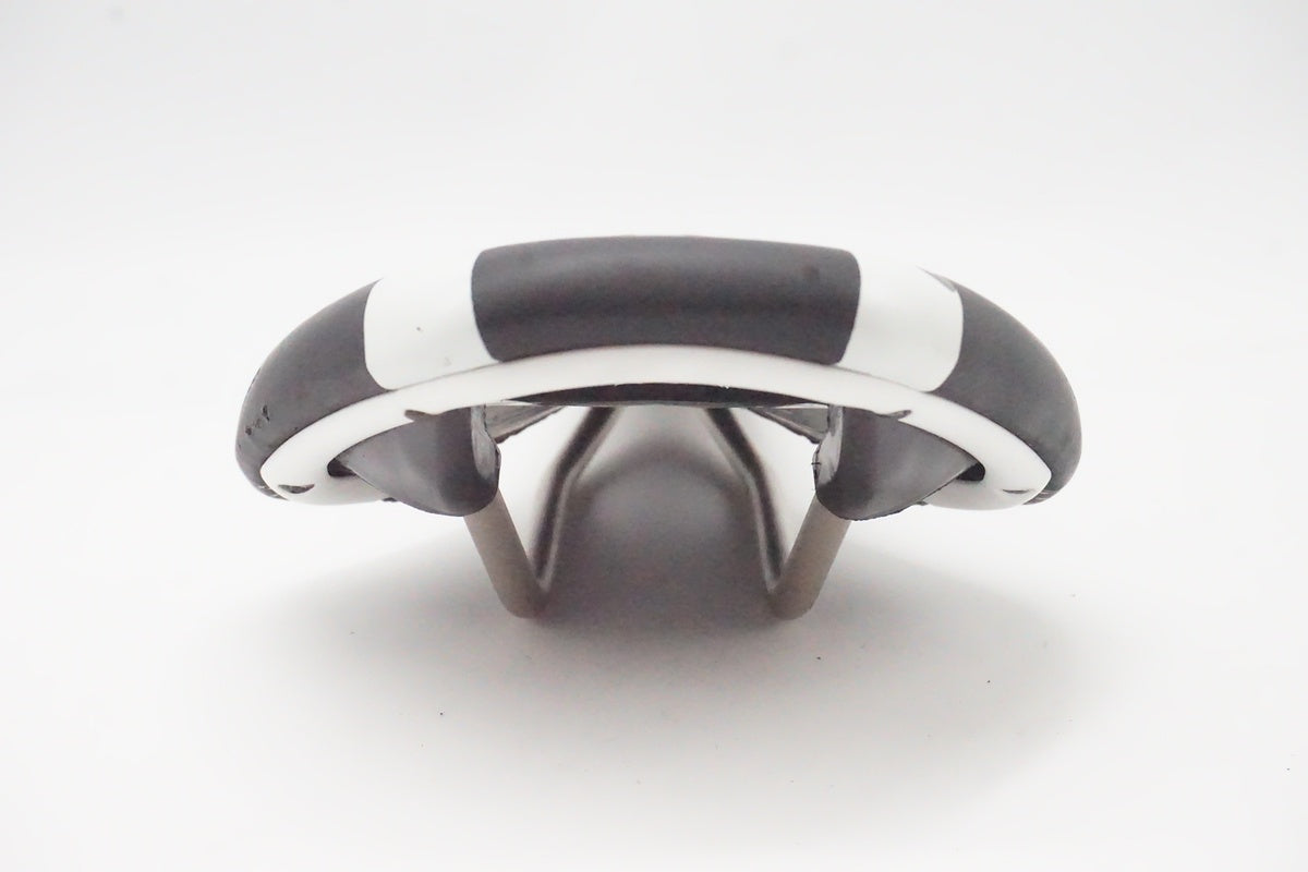 GIANT「ジャイアント」」 VL-1184 サドル/ 京都西院店