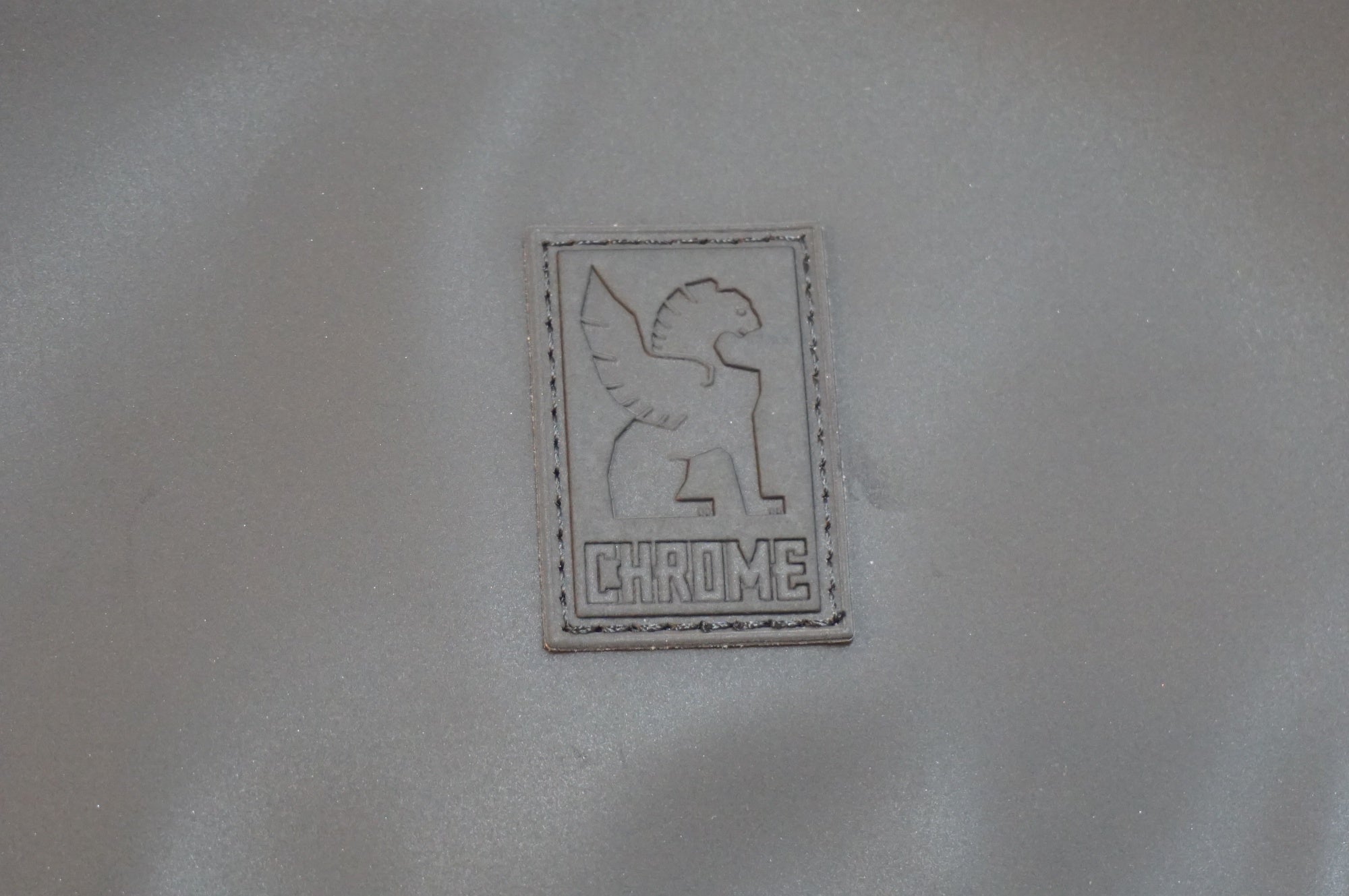 CHROME 「クローム」 KADET MESSENGER ボディバッグ/ 浦和ベース