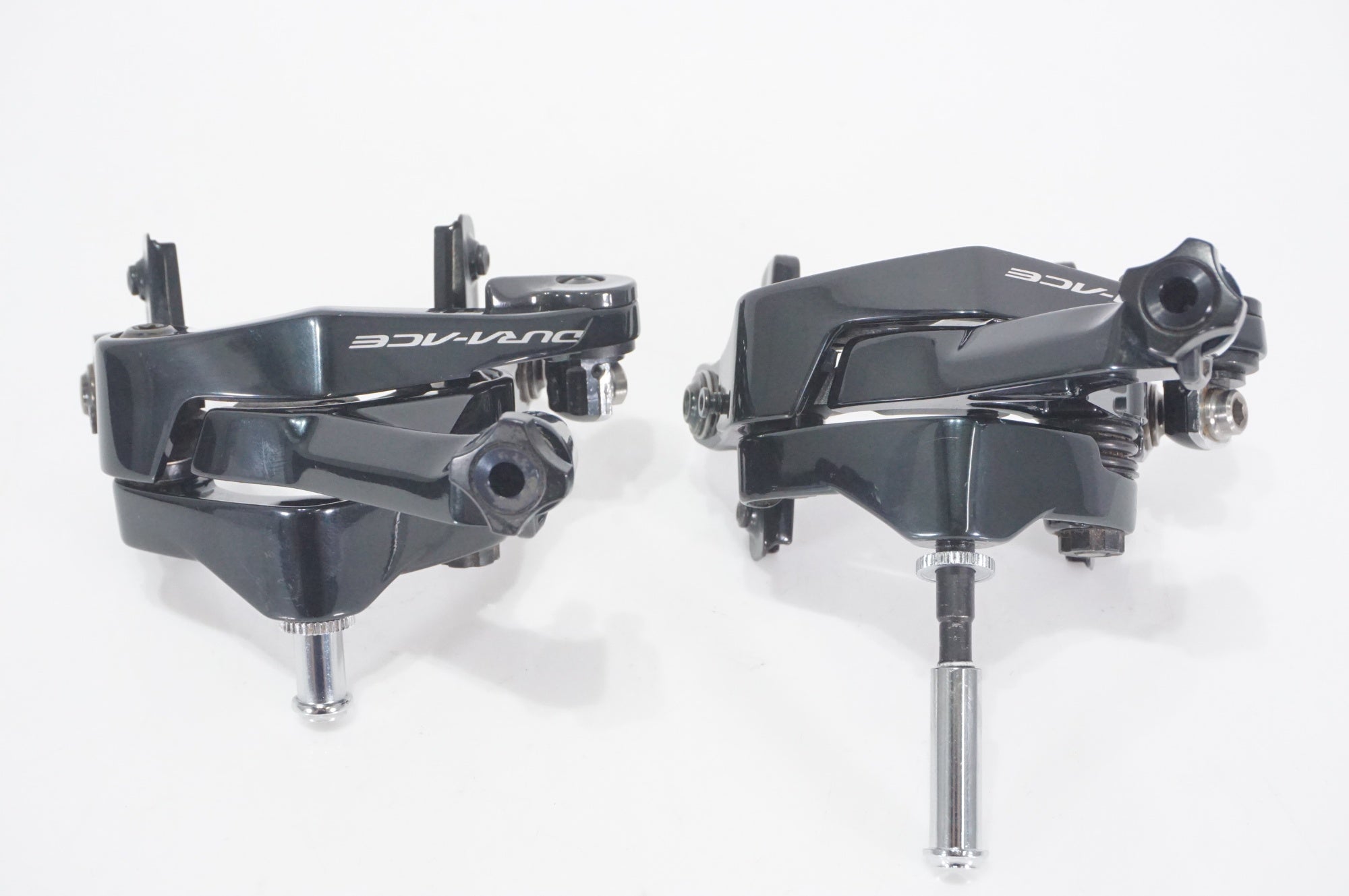新品、Dura-Ace BR-R9100キャリパーブレーキ前後セット DURA-ACE R9100 キャリパーブレーキ前後セット