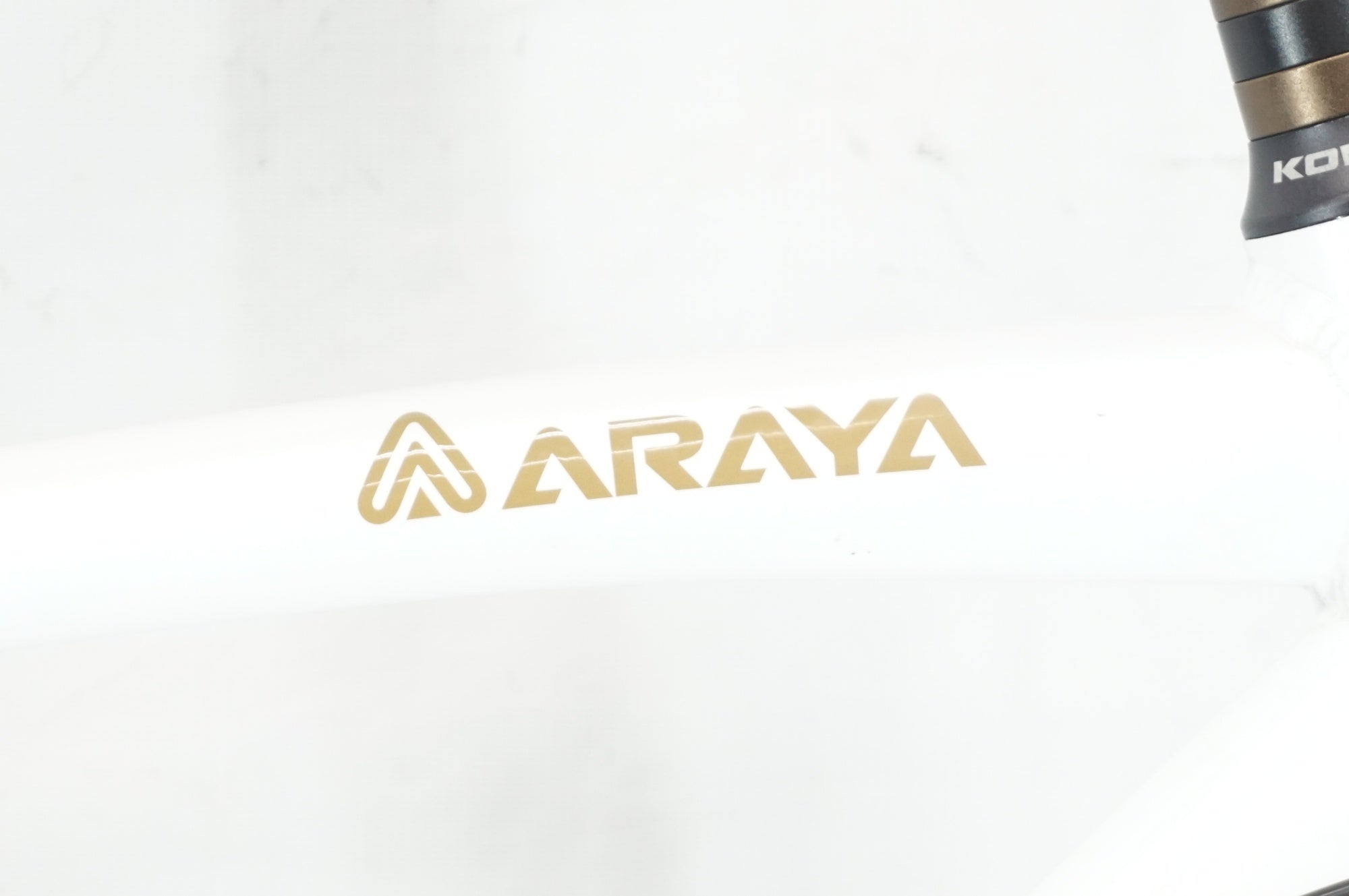 ARAYA 「アラヤ」 MUDDYFOX MFX 2022年モデル クロスバイク / 阪急塚口店