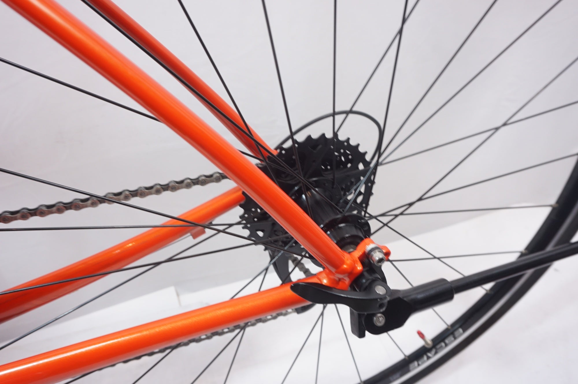 GIANT 「ジャイアント」 ESCAPE R3 MS LTD 2024年モデル クロスバイク / 世田谷店