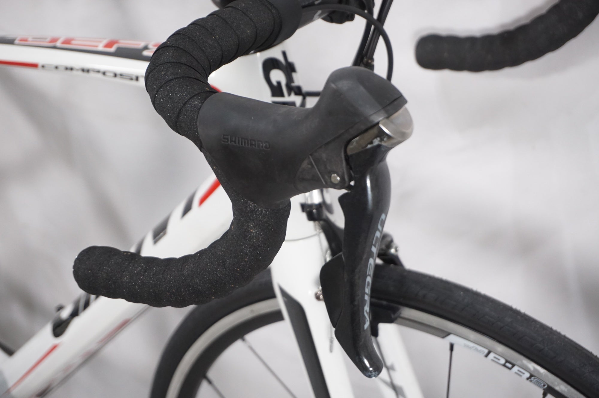 GIANT 「ジャイアント」 DEFY COMPOSITE 1 2014年モデル クロスバイク
