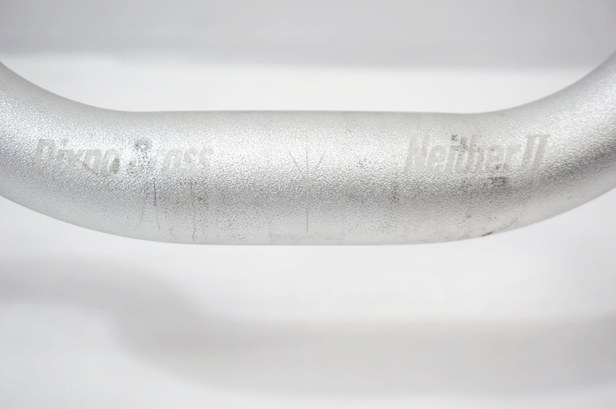 DIXNA 「ディズナ」 CROSS NEITHER2 φ31.8 440mm ハンドル / バイチャリ世田谷店