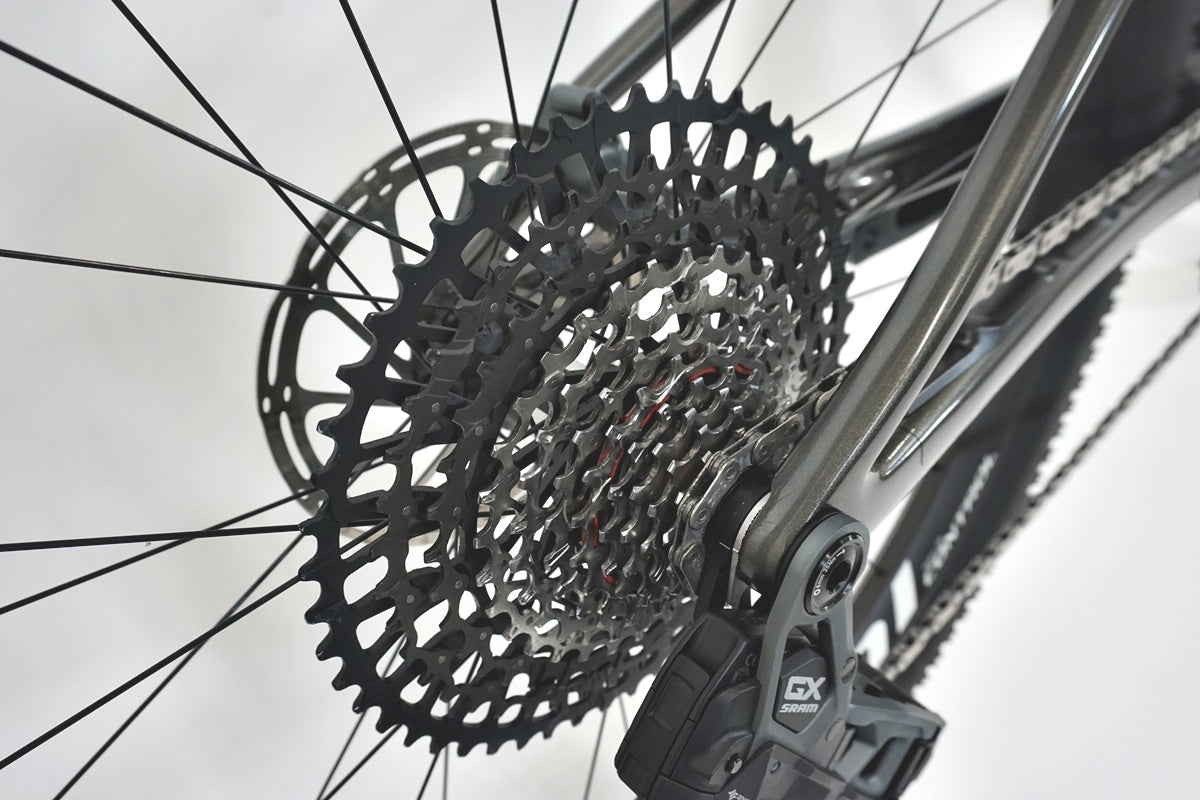 SPECIALIZED 「スペシャライズド」 EPIC 8 EXPERT 2024年モデル マウンテンバイク / 東京商品化センター