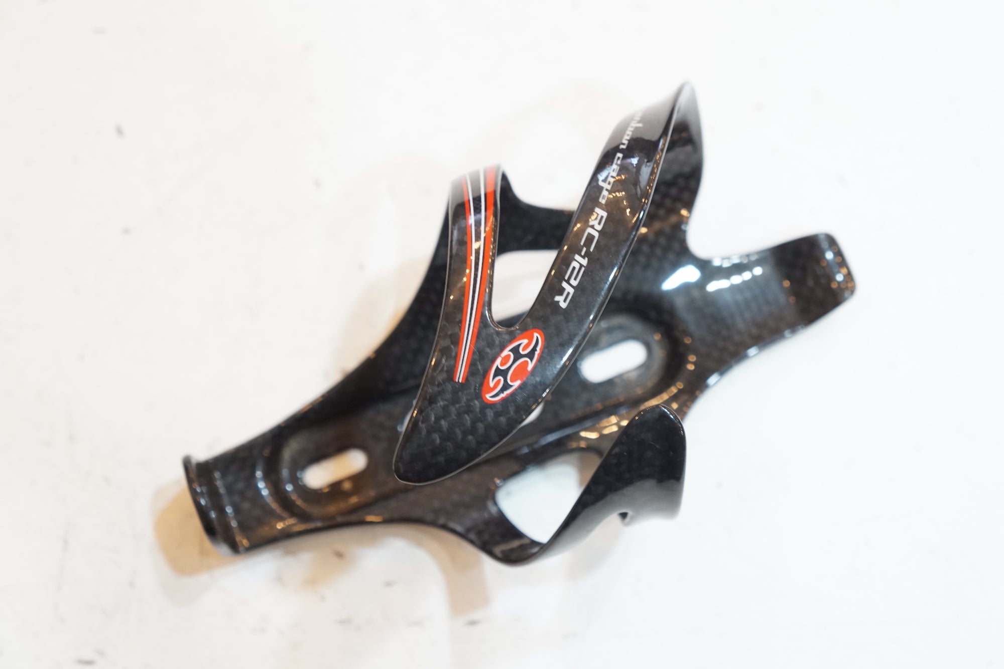 KABUTO 「カブト」 RC-12R CARBON CAGE ボトルケージ/ バイチャリ浦和ベース