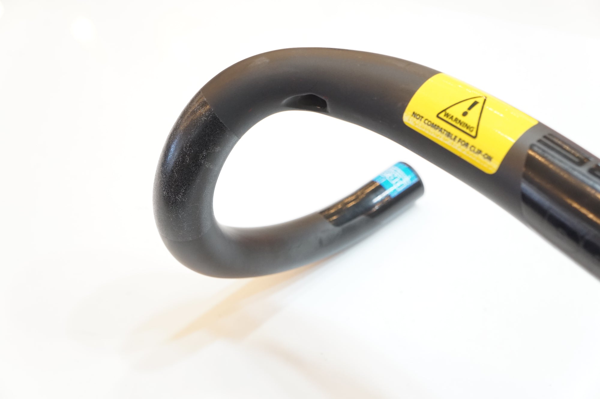 SHIMANO 「シマノ」 PRO VIBE CARBON φ31.8 400mm ドロップハンドル / バイチャリ浦和ベース