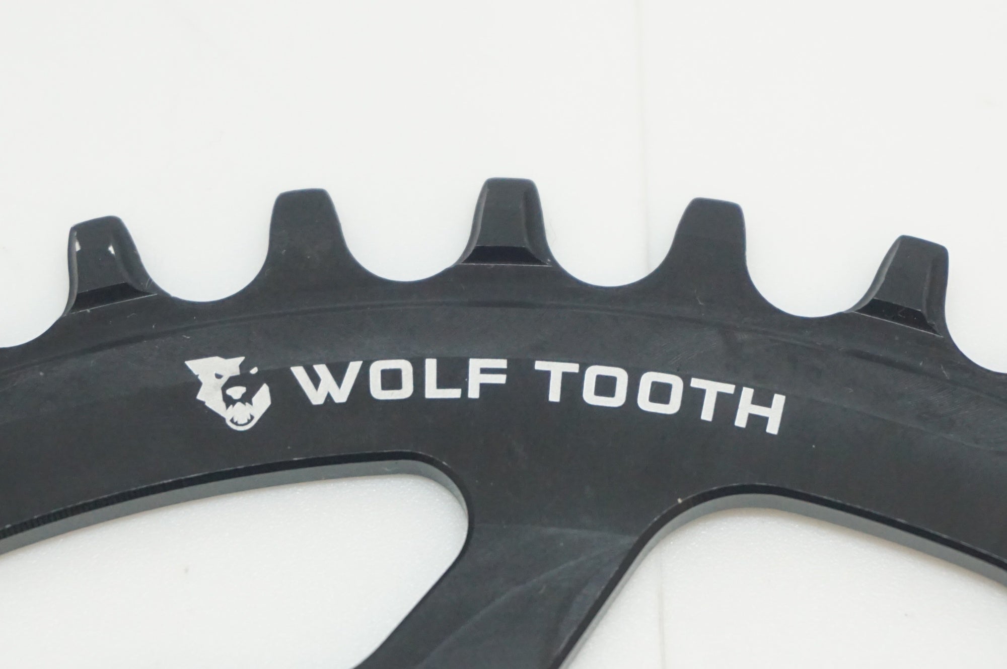 WOLF TOOTH 「ウルフトゥース」 46T チェーンリング / 福岡店