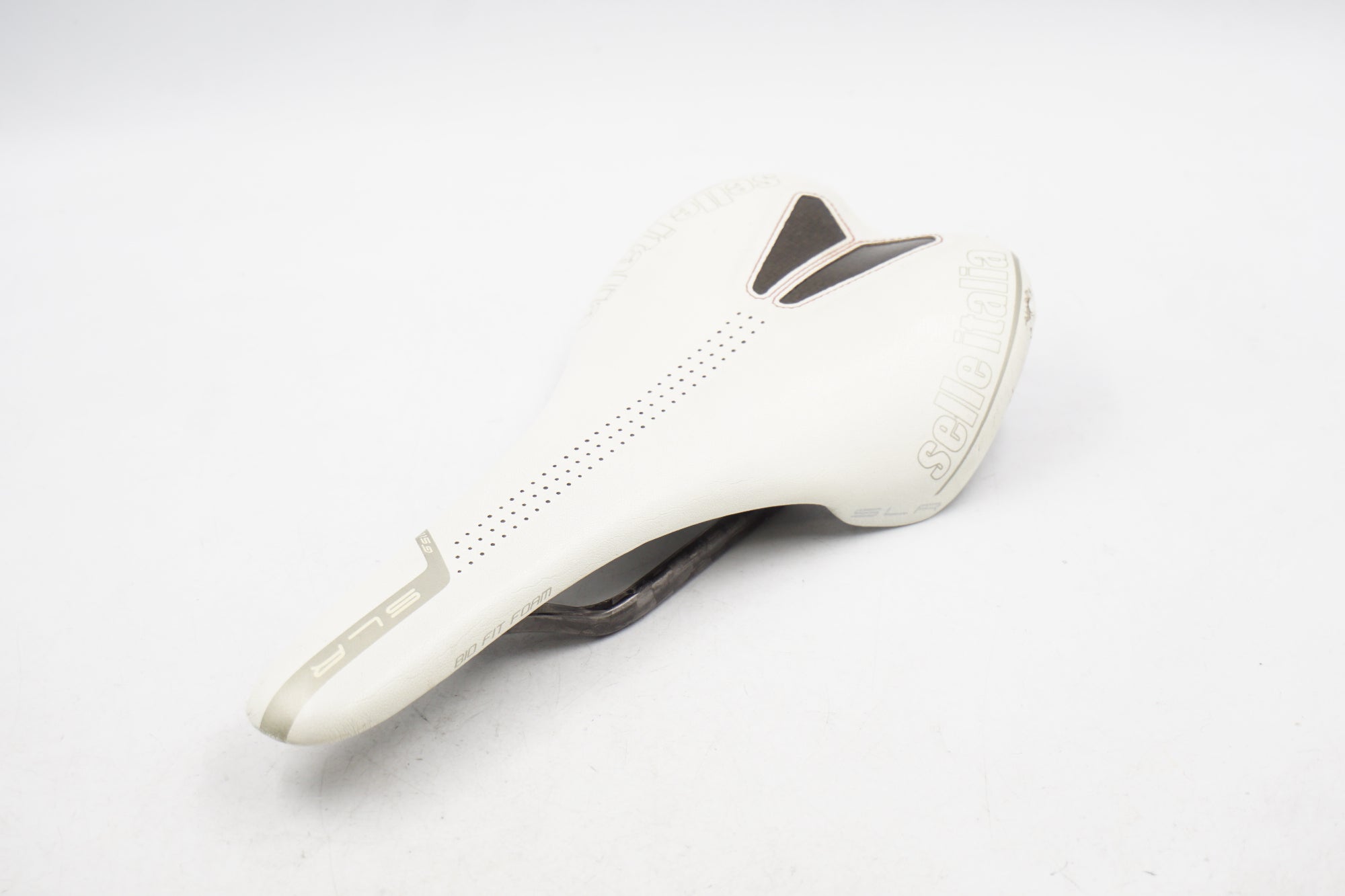 SELLE ITALIA 「セライタリア」 SLR サドル / 奈良店