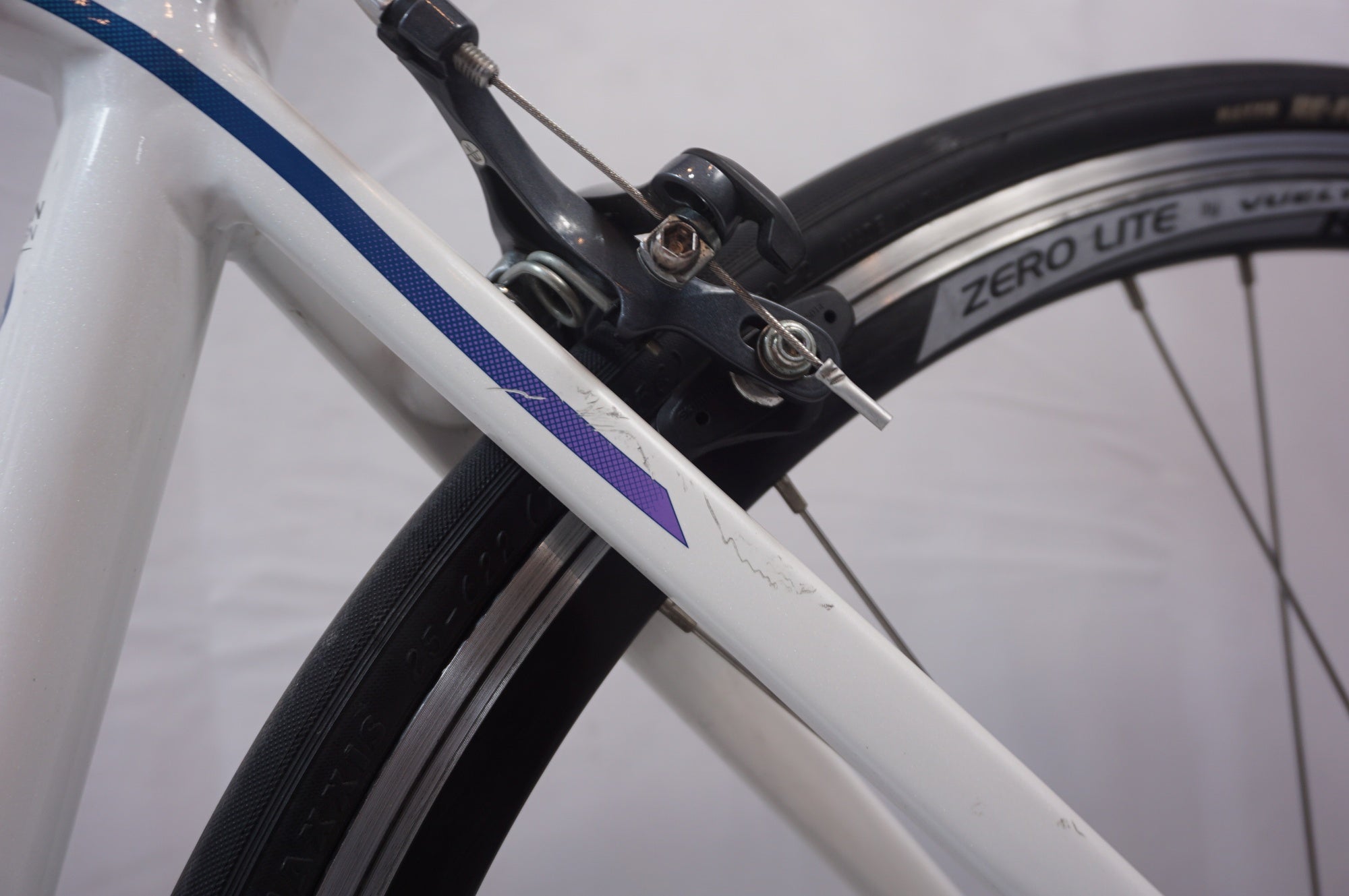 KHODAABLOOM 「コーダブルーム」 FARNA CLARIS 2015年モデル ロードバイク / 世田谷店