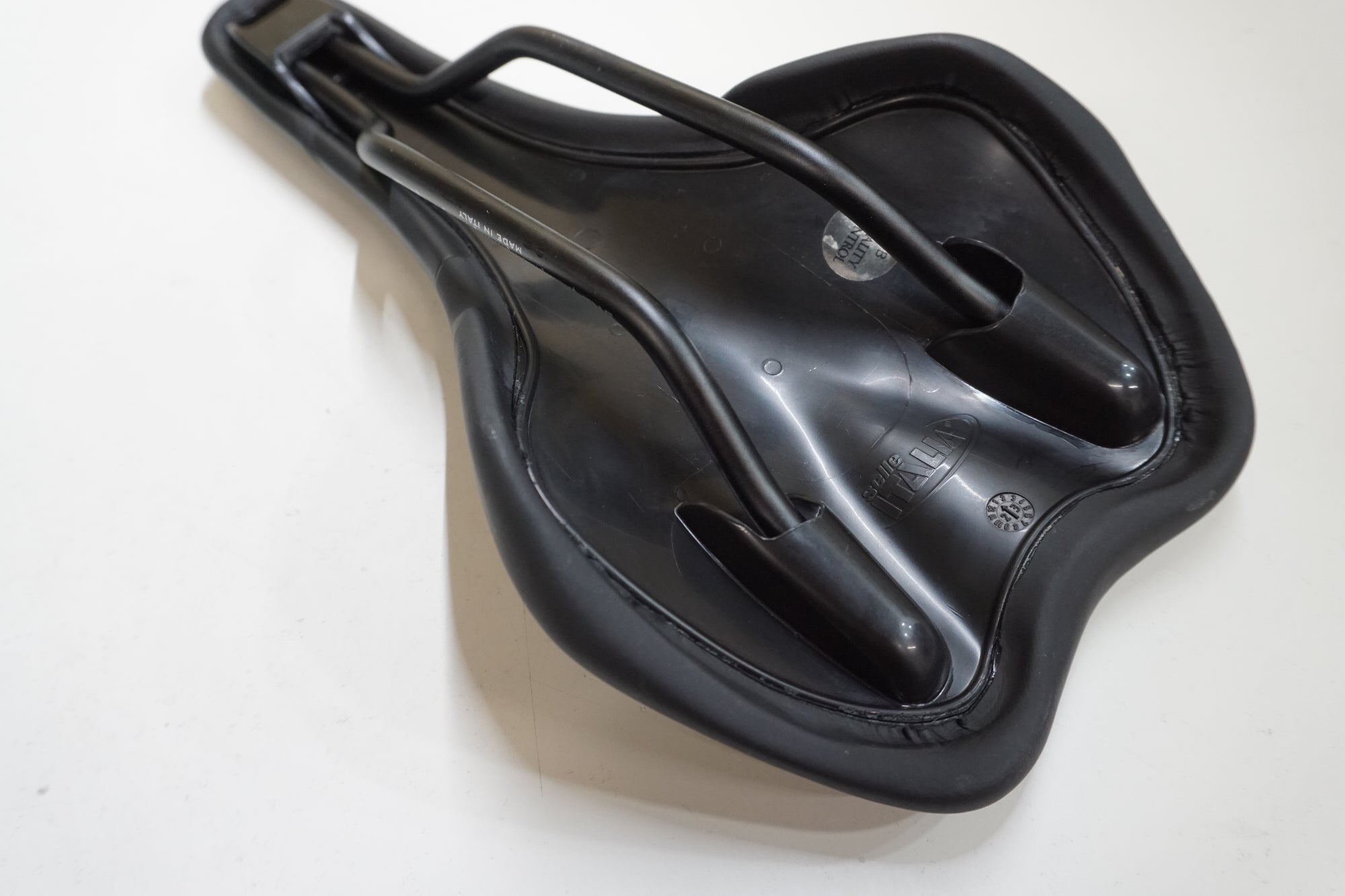 SELLE ITALIA 「セラ イタリア」 X3 サドル / 大宮店 ｜ バイチャリ