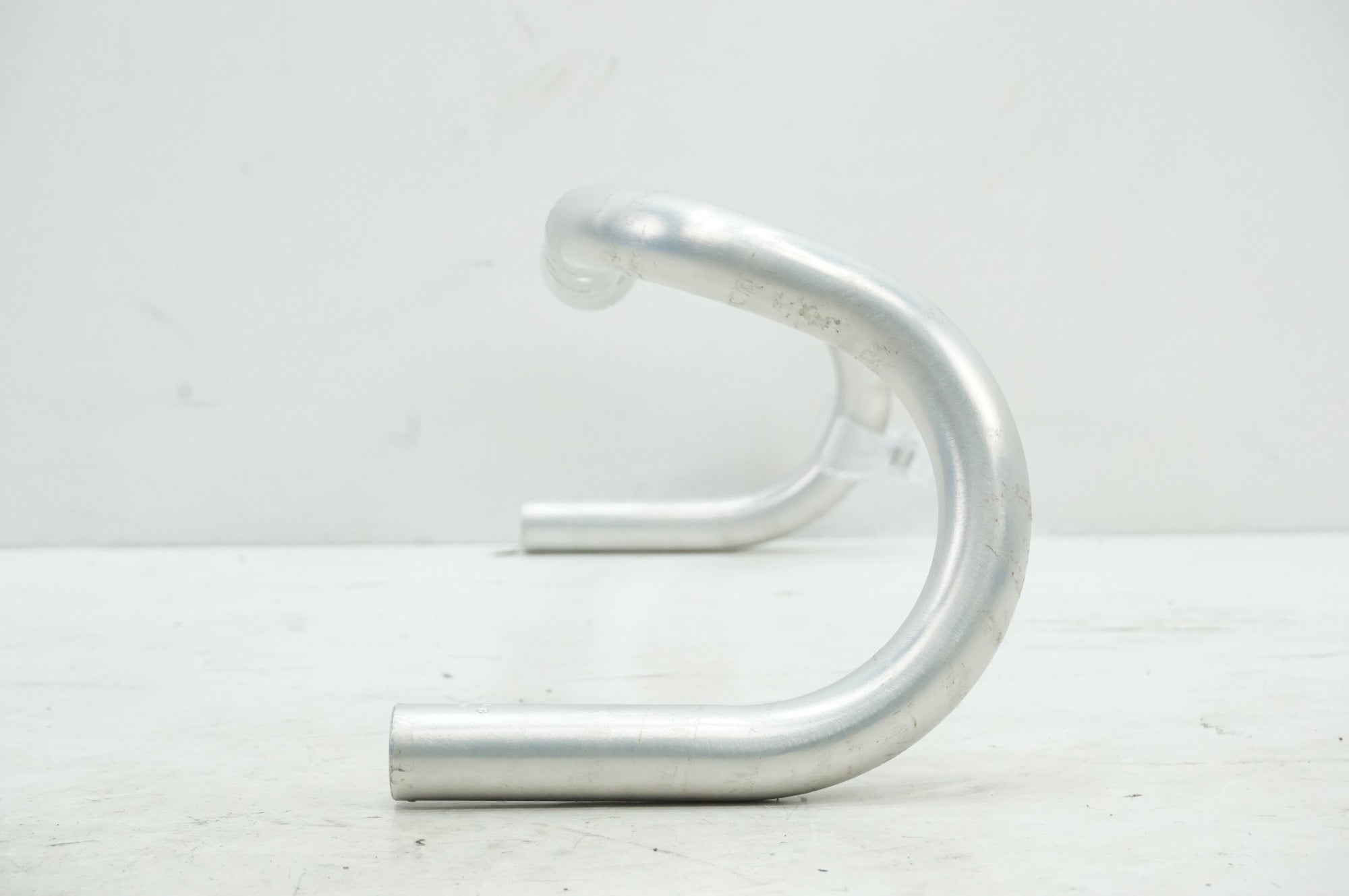 SIM WORKS 「シムワークス」 WILD HONEY BAR φ31.8 510mm ハンドル / 大宮店