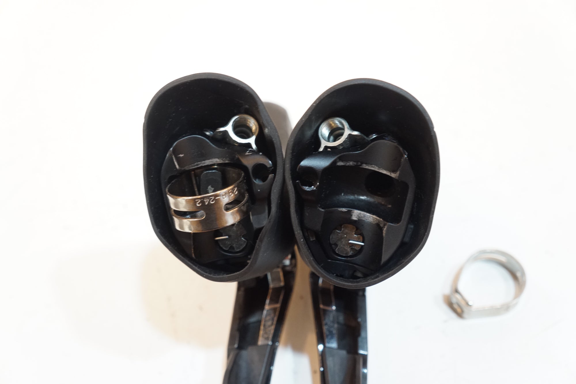 SHIMANO 「シマノ」 ST-RS685 デュアルコントロールレバー