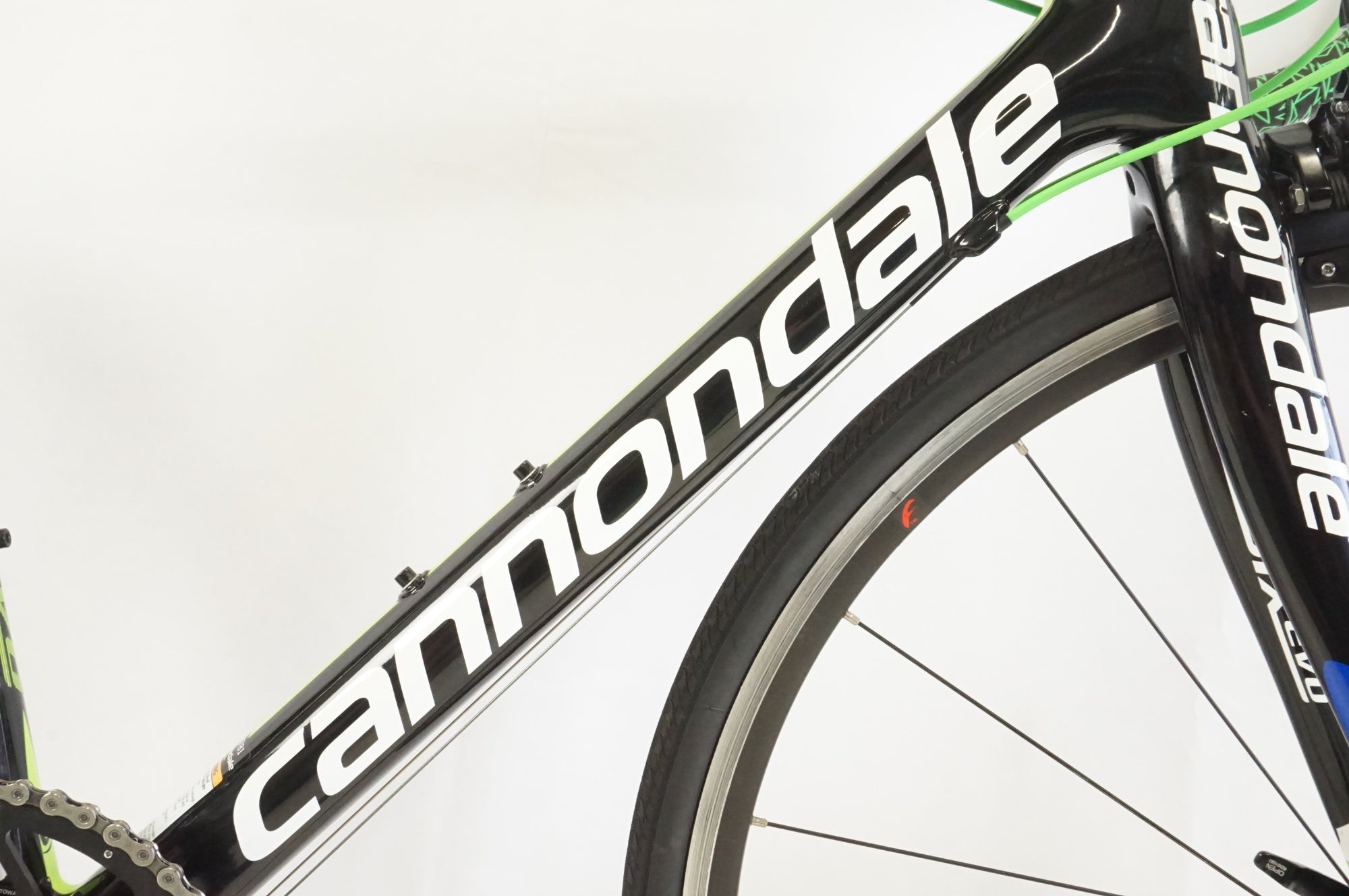 SUPERSIX EVO CARBON 105 2015年　直接取引限定 CANNONDALE 「キャノンデール」 SUPERSIX EVO 105 2015年モデル ロード