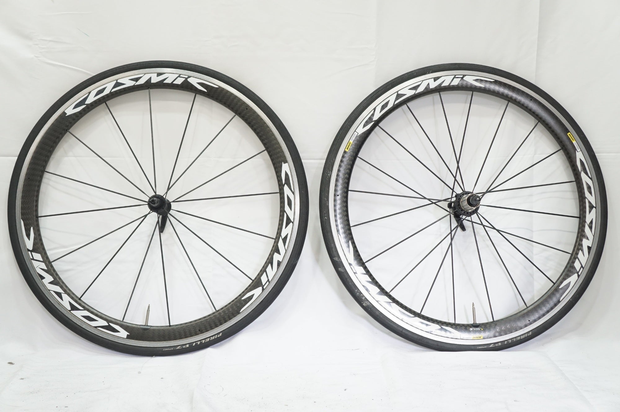 MAVIC 「マビック」 COSMIC PRO CARBON シマノ11速 ホイールセット