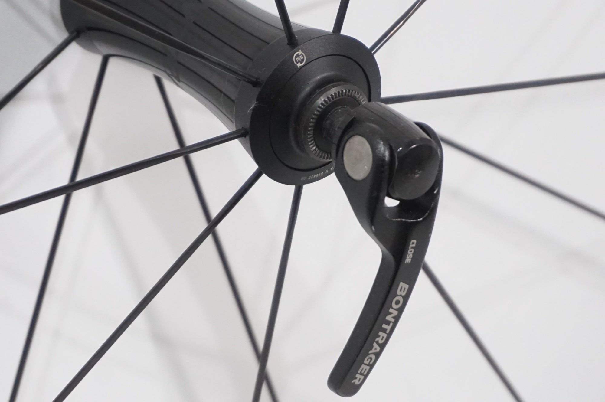 BONTRAGER 「ボントレガー」 AEOLUS XXX2 シマノ11速 ホイールセット
