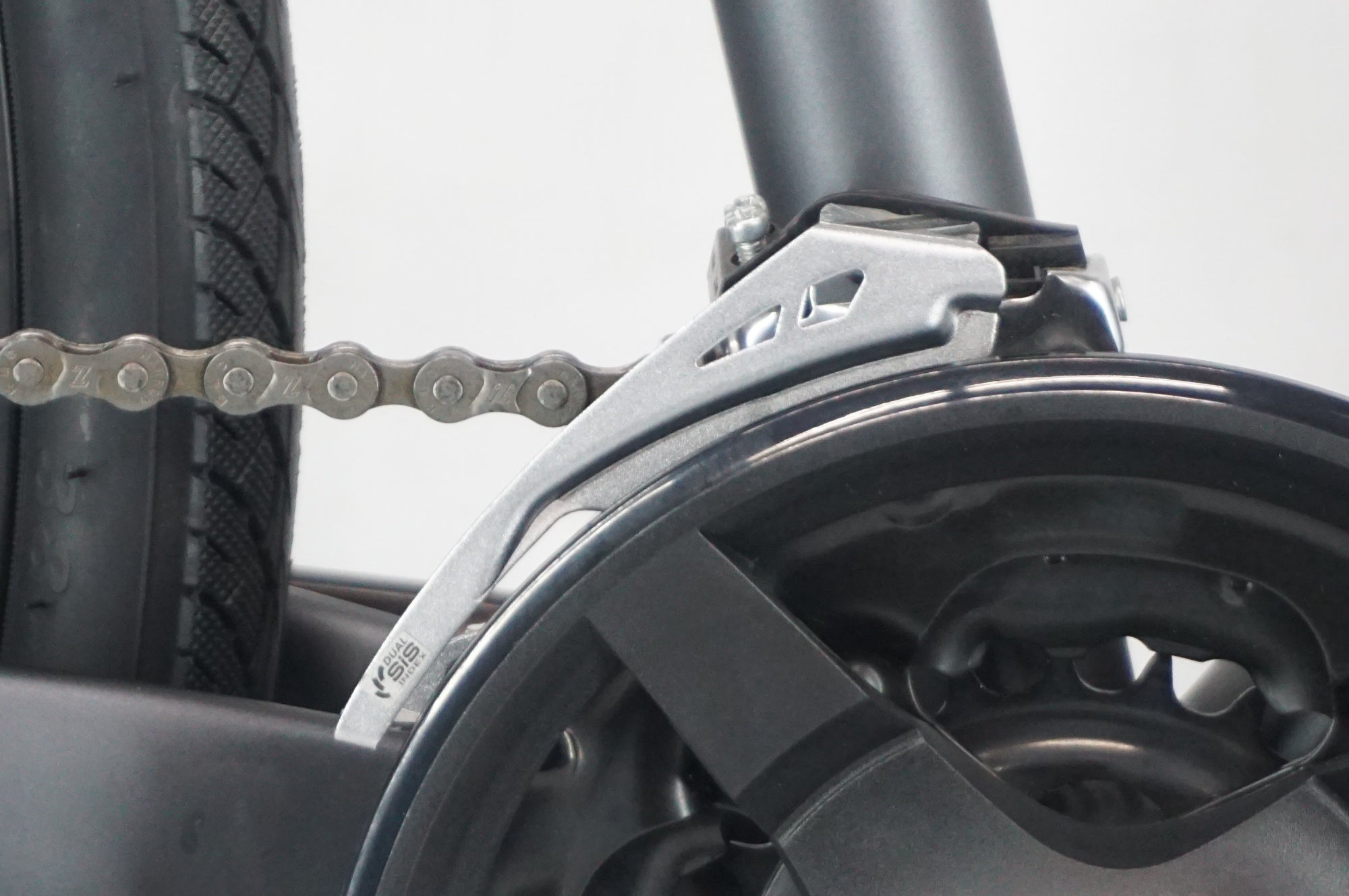 BIANCHI 「ビアンキ」 C SPORT2 DISC 2025年モデル クロスバイク