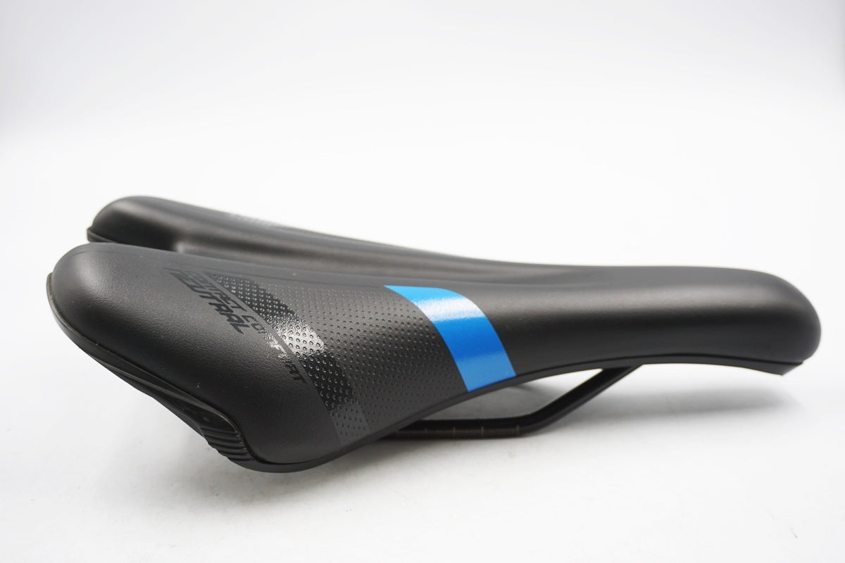 GIANT 「ジャイアント」  CONTACT COMFORT サドル / 奈良店