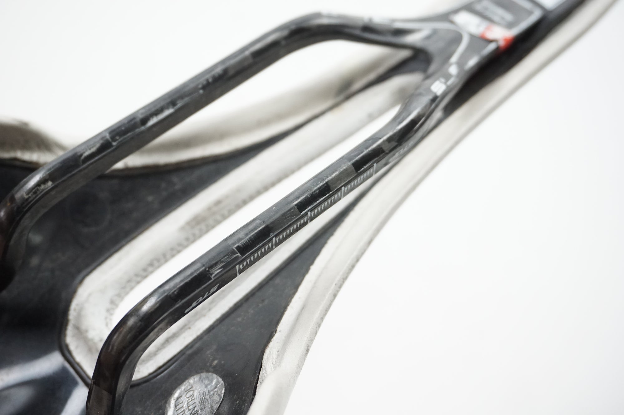 SELLE ITALIA 「セライタリア」 SLR サドル / 川越店 ｜ バイチャリ